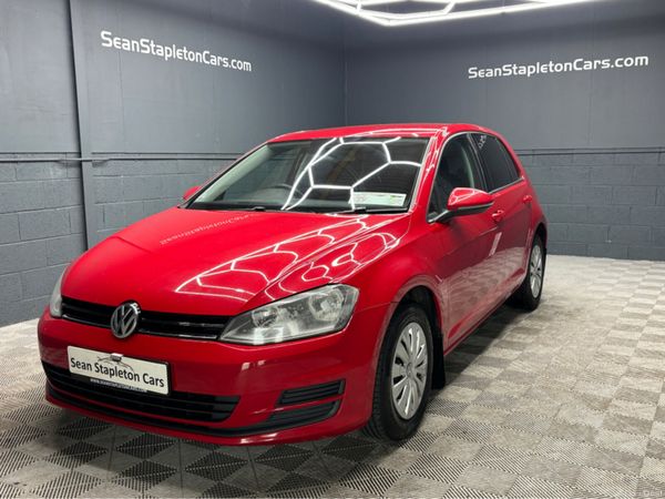 Volkswagen Golf Hatchback, Diesel, 2014, Red