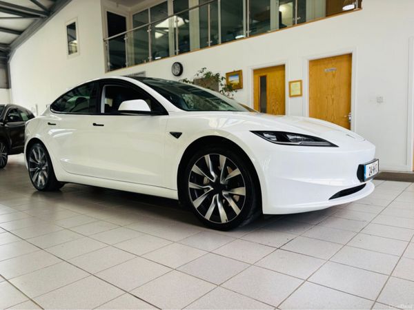 Tesla Model 3 Saloon, Electric, 2024, White