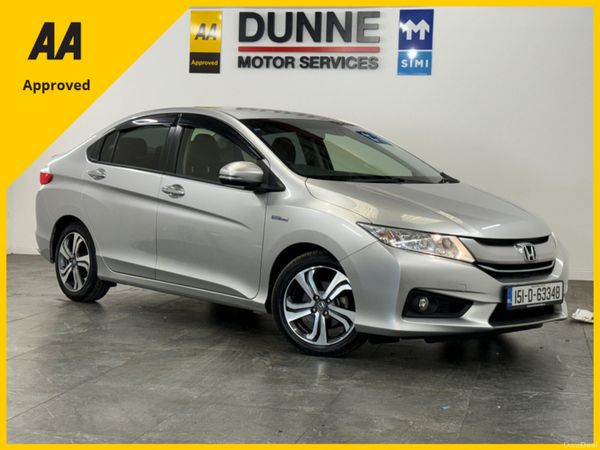 Honda Grace Saloon, Petrol Hybrid, 2015, Silver