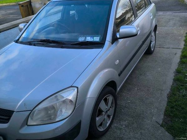 Kia Rio Hatchback, Petrol, 2009, Silver
