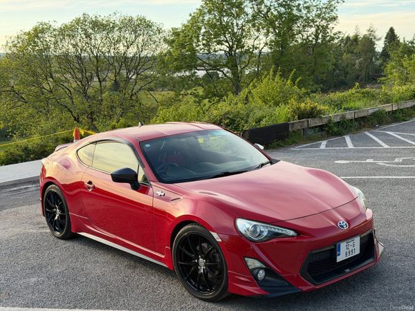 Toyota GT86 Coupe, Petrol, 2012, Red