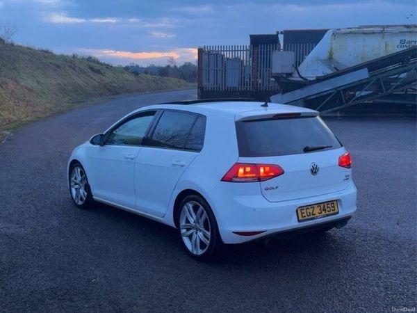 Volkswagen Golf Hatchback, Diesel, 2016, White