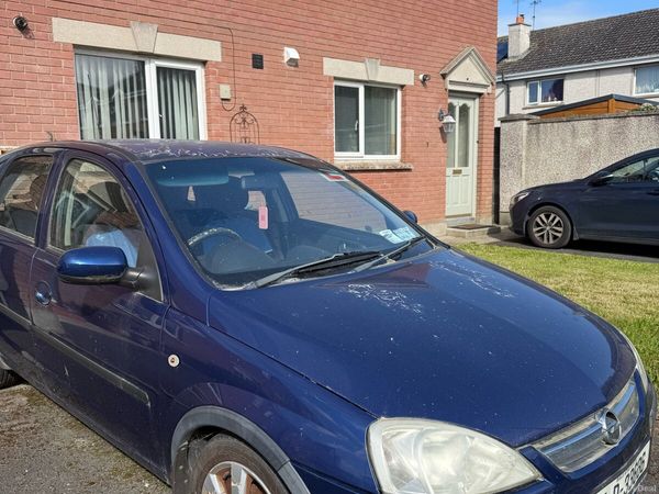 Opel Corsa Hatchback, Petrol, 2005, Blue