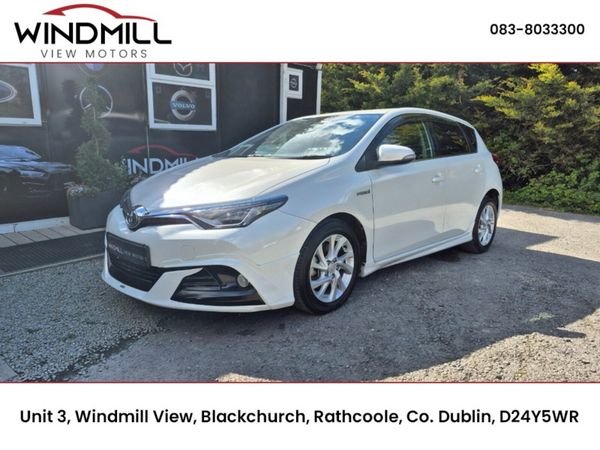 Toyota Auris Hatchback, Petrol Hybrid, 2016, White