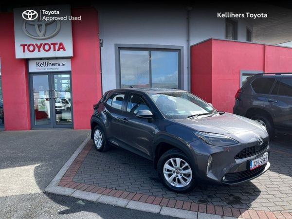 Toyota Yaris Cross Hatchback, Petrol Hybrid, 2022, Grey
