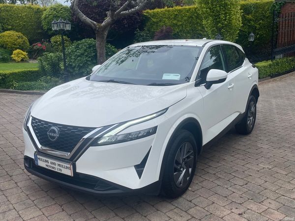 Nissan Qashqai SUV, Petrol Hybrid, 2023, White