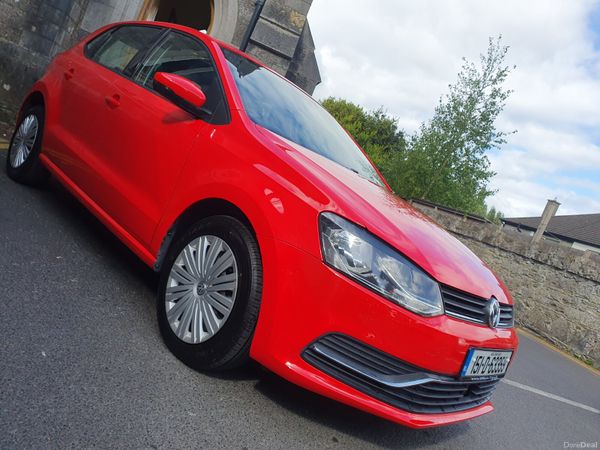 Volkswagen Polo Hatchback, Petrol, 2015, Red