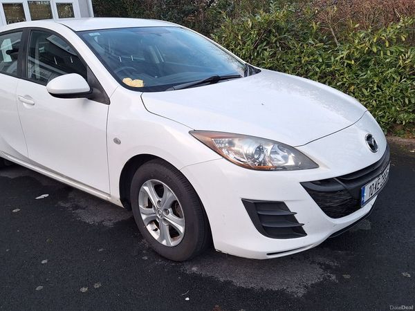Mazda Mazda3 Hatchback, Diesel, 2010, White