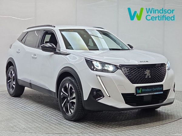 Peugeot 2008 MPV, Petrol, 2022, White