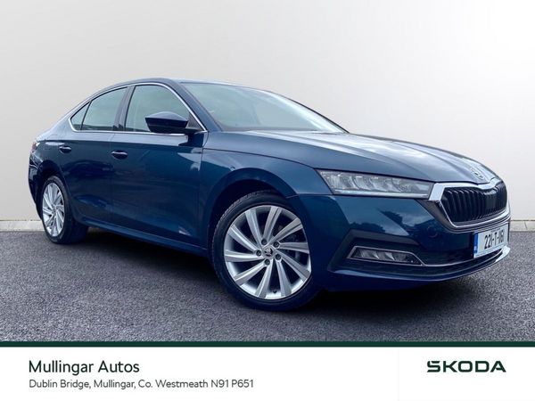 Skoda Octavia Saloon, Diesel, 2022, Blue