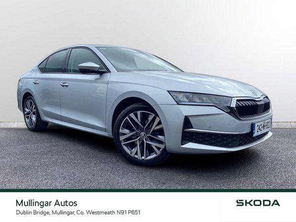 Skoda Octavia Saloon, Diesel, 2024, Grey