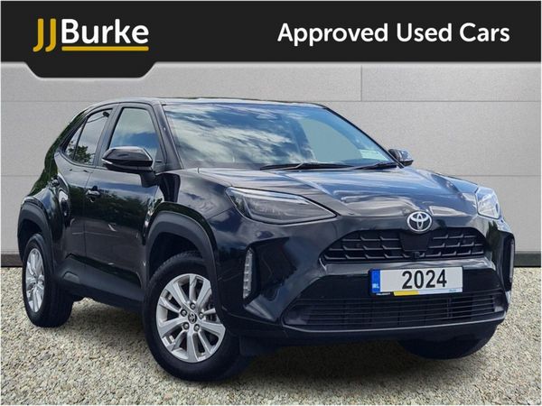 Toyota Yaris Hatchback, Petrol, 2024, Black