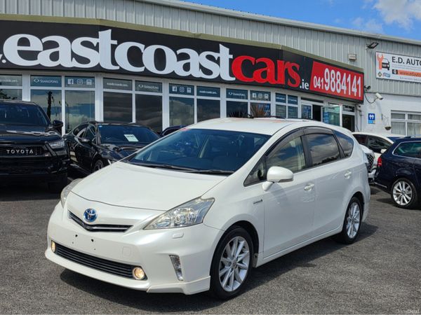 Toyota Prius MPV, Petrol Hybrid, 2014, White