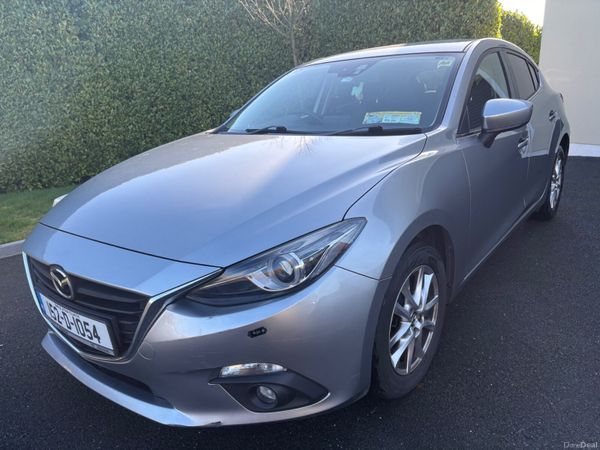 Mazda Mazda3 Hatchback, Diesel, 2015, Grey