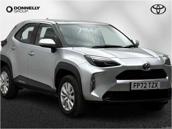 Toyota Yaris Cross Estate, Petrol Hybrid, 2023, Silver