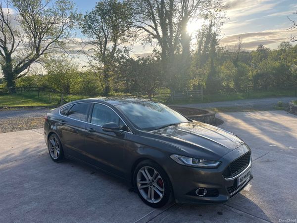 Ford Mondeo Hatchback, Diesel, 2015, Grey