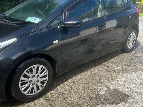 Kia Ceed Hatchback, Diesel, 2014, Black