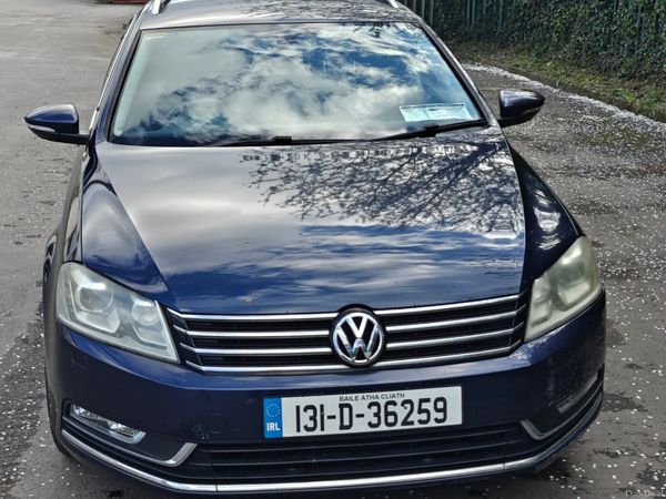 Volkswagen Passat Estate, Petrol, 2013, Navy