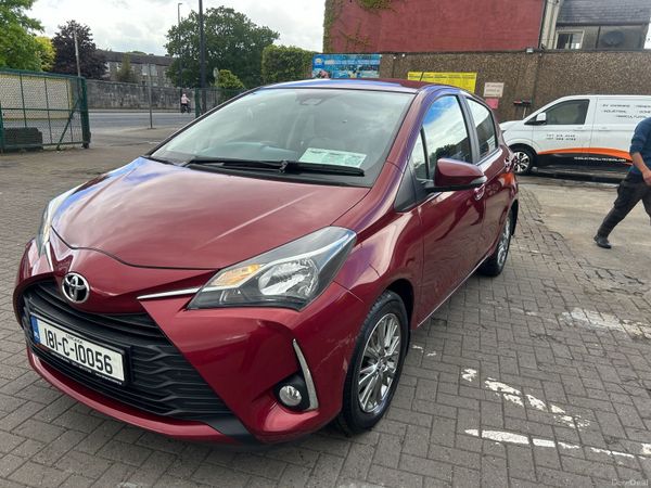 Toyota Yaris MPV, Petrol, 2018, Red