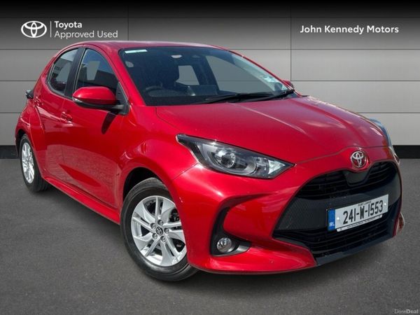 Toyota Yaris Hatchback, Petrol, 2024, Red
