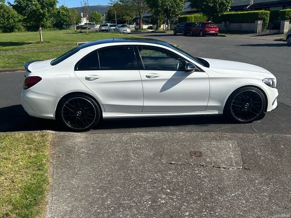 Mercedes-Benz C-Class Saloon, Diesel, 2017, White