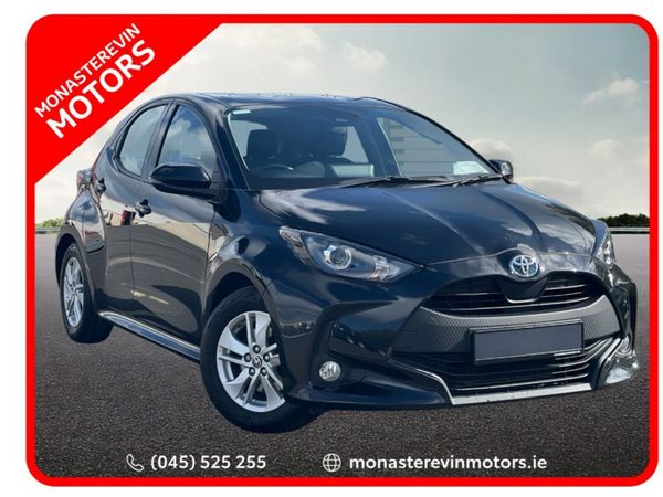 Toyota Yaris Hatchback, Petrol Hybrid, 2024, Black