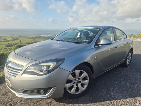 Opel Insignia Hatchback, Diesel, 2014, Silver
