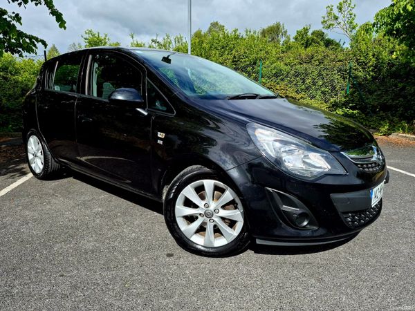 Opel Corsa Hatchback, Petrol, 2014, Black