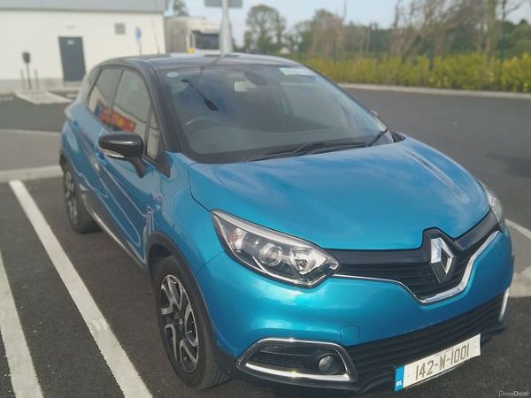 Renault Captur Hatchback, Petrol, 2014, Blue
