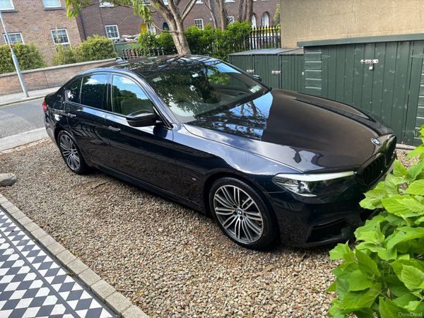 BMW 5-Series Saloon, Petrol Plug-in Hybrid, 2018, Black