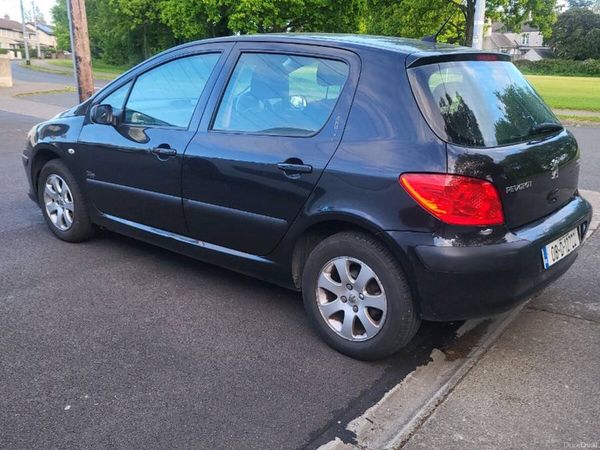 Peugeot 307 Hatchback, Petrol, 2008, Black