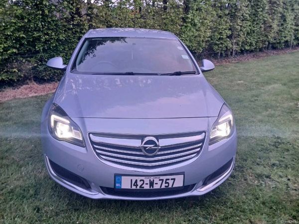 Opel Insignia Saloon, Diesel, 2014, Silver