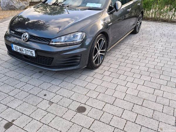 Volkswagen Golf Hatchback, Diesel, 2015, Grey
