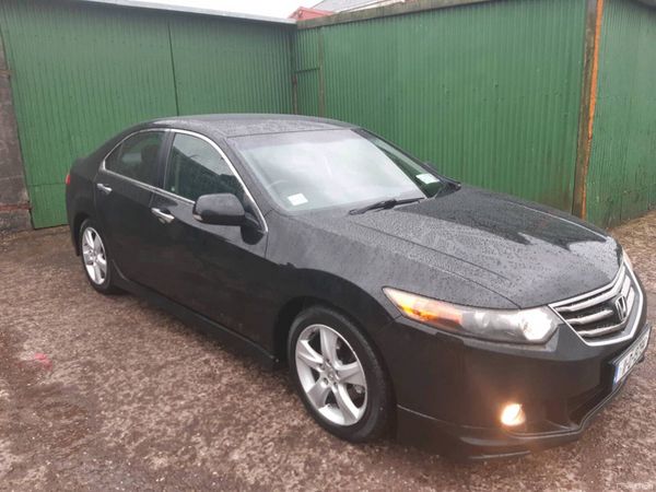 Honda Accord Saloon, Diesel, 2011, Black