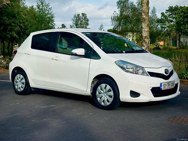 Toyota Vitz Hatchback, Petrol, 2013, White