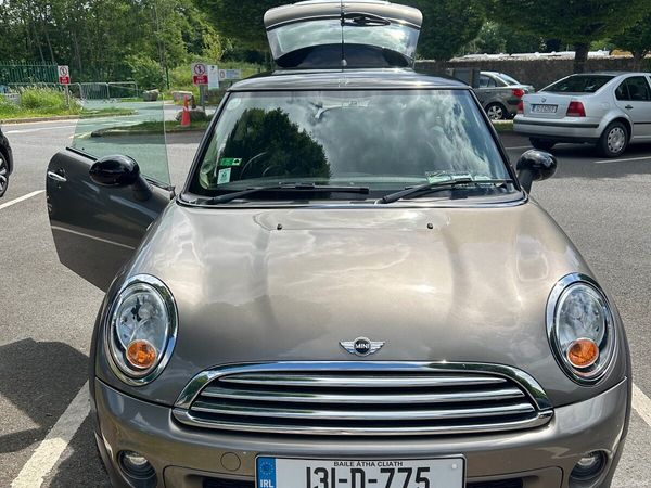 Mini Cooper Hatchback, Diesel, 2013, Silver