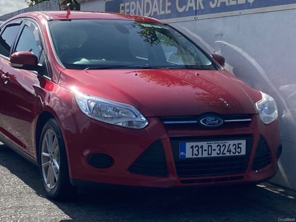 Ford Focus Hatchback, Diesel, 2013, Red