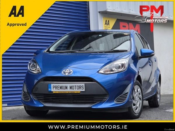 Toyota Aqua Hatchback, Petrol Hybrid, 2017, Blue