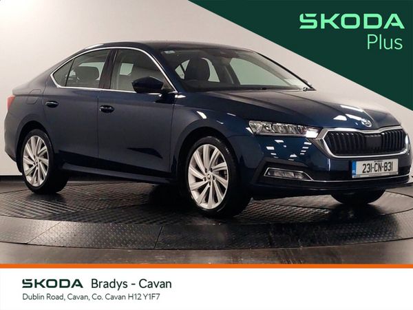 Skoda Octavia Hatchback, Diesel, 2023, Blue