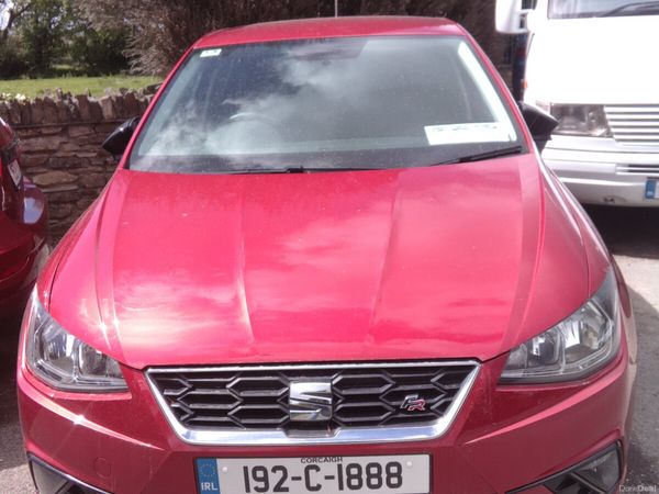 SEAT Ibiza Hatchback, Diesel, 2019, Red