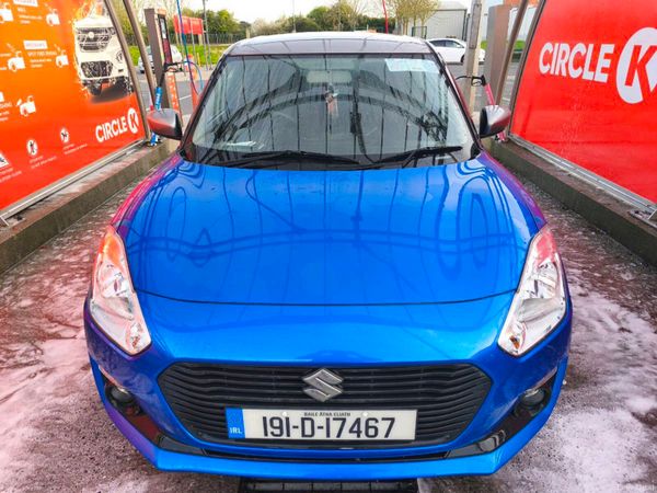 Suzuki Swift Hatchback, Petrol, 2019, Blue