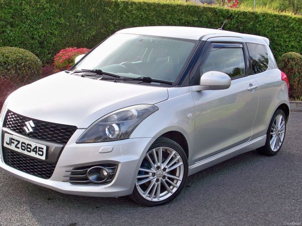Suzuki Swift Hatchback, Petrol, 2012, Silver