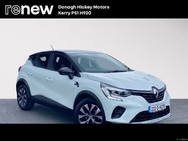 Renault Captur SUV, Petrol, 2022, White