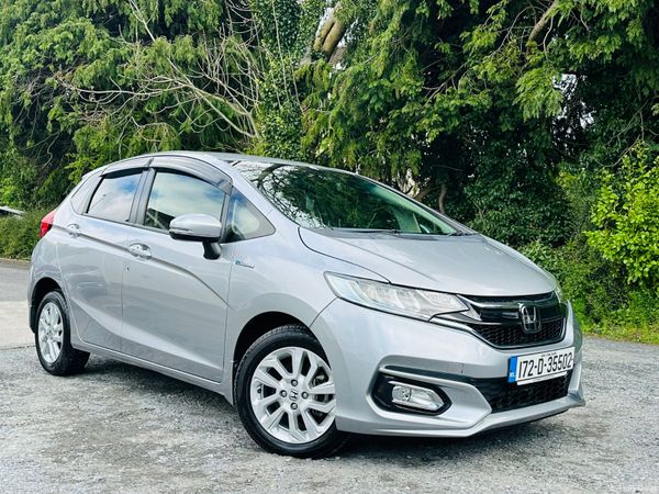 Honda Fit Hatchback, Petrol Hybrid, 2017, Silver