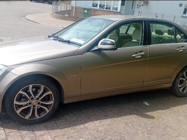 Mercedes-Benz C-Class Saloon, Diesel, 2008, Beige