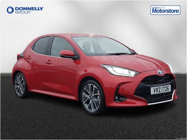 Toyota Yaris Hatchback, Petrol Hybrid, 2023, Red