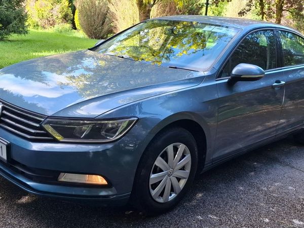 Volkswagen Passat Saloon, Diesel, 2015, Blue
