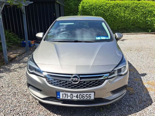 Opel Astra Hatchback, Petrol, 2017, Grey
