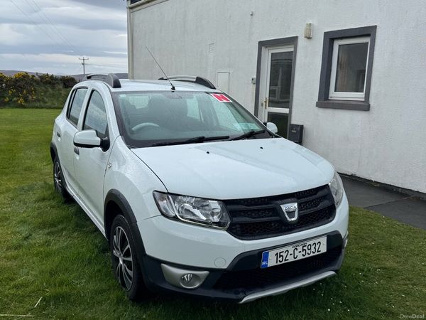 Dacia Sandero Stepway Hatchback, Diesel, 2015, White