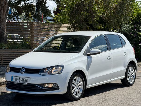 Volkswagen Polo Hatchback, Petrol, 2016, White